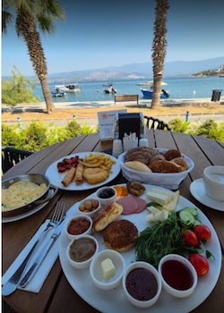 roseira mar inn luxury