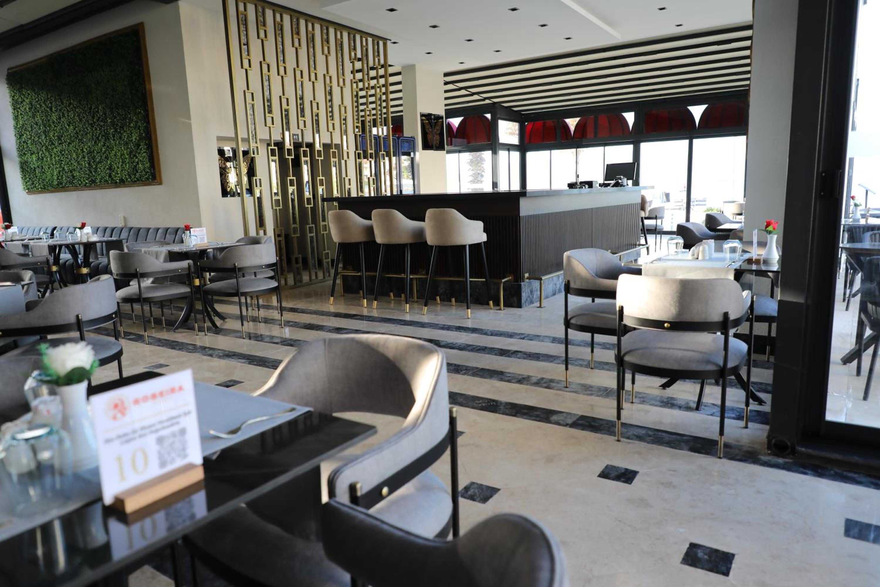 roseira mar inn luxury