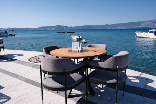 roseira mar inn luxury