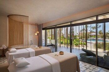 ummahat al shaykh island