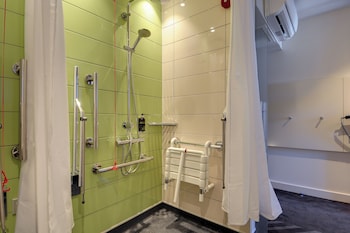 hub by premier inn london camden