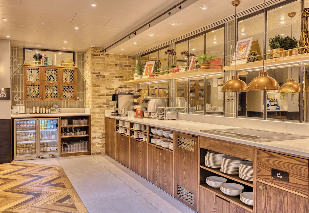 hub by premier inn london camden