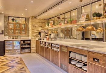 hub by premier inn london camden