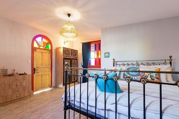 anda beach bistro and rooms