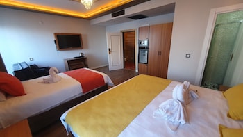 dimora gold hotel