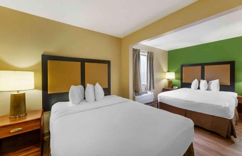 extended stay america suites cleveland great northern mall