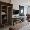 sar per hotel