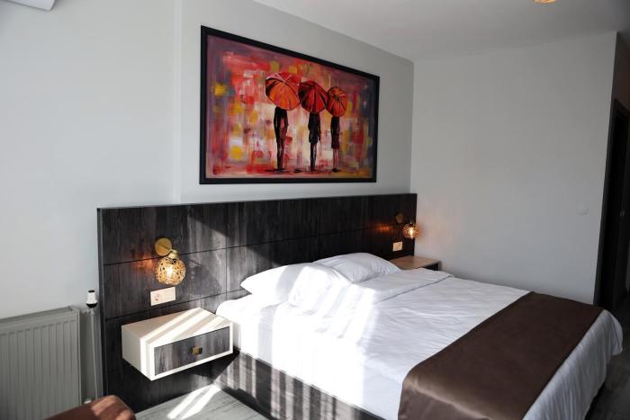 sar per hotel