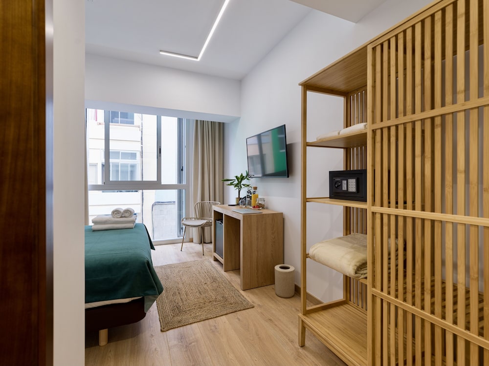 hotel emete by airnest