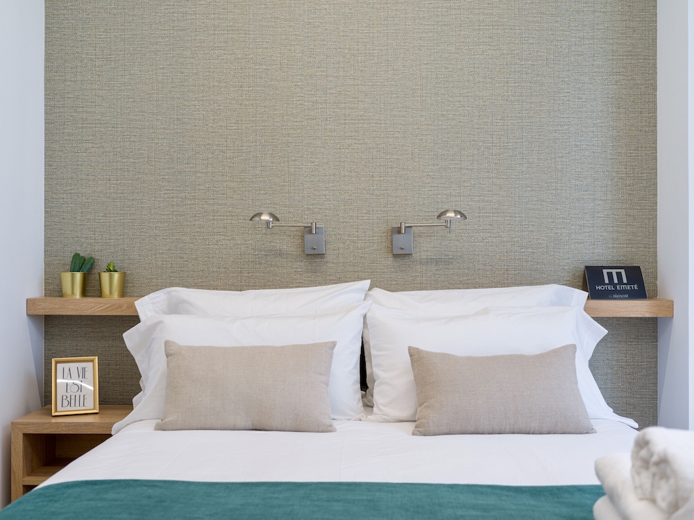 hotel emete by airnest