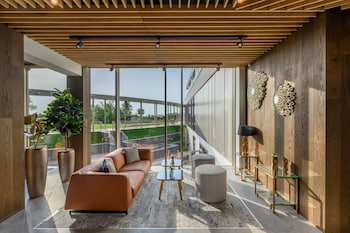 hotel vinifera wine and spa