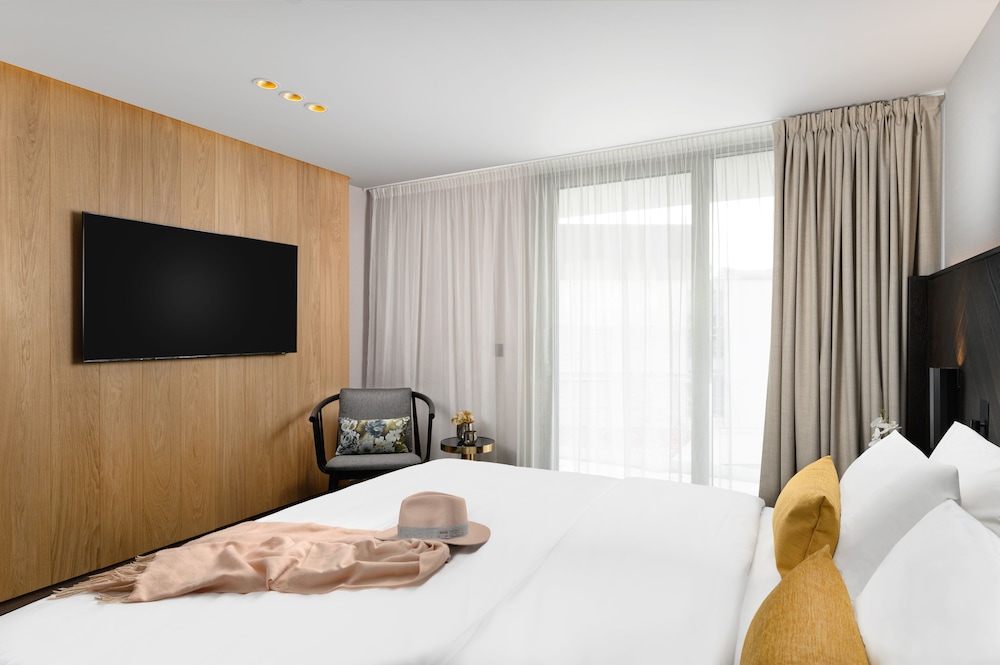 hotel vinifera wine and spa