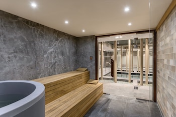 hotel vinifera wine and spa