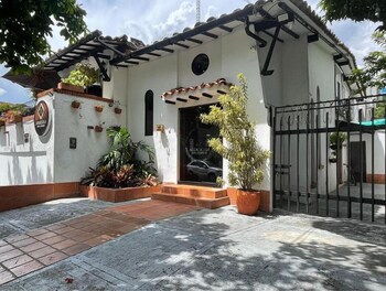 aguacatala hotel boutique