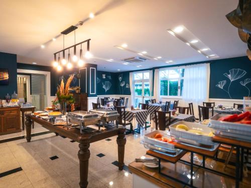 diamond hotel