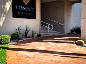 diamond hotel