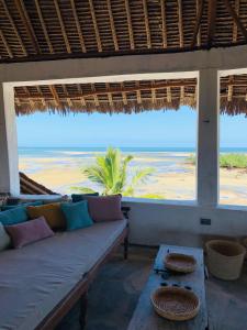 mwazaro beach lodge