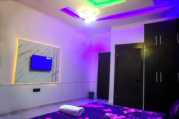 richvilla apartments and hotels