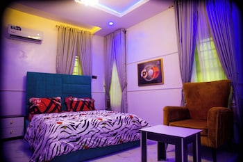 richvilla apartments and hotels