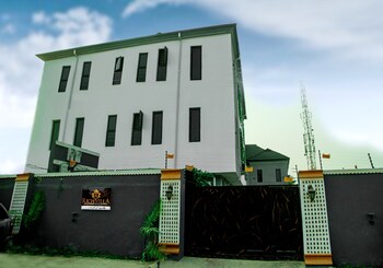 richvilla apartments and hotels