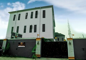 richvilla apartments and hotels