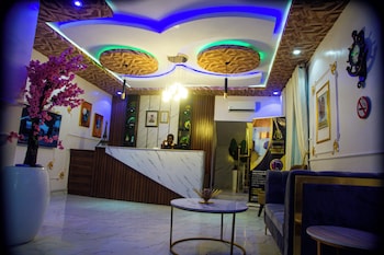 richvilla apartments and hotels