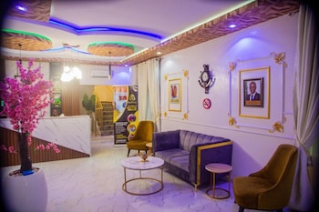 richvilla apartments and hotels