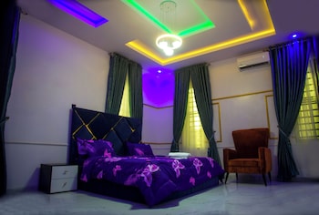 richvilla apartments and hotels