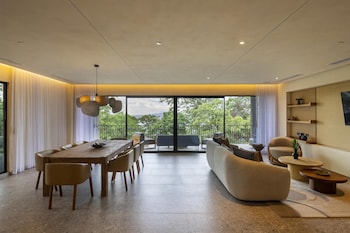 Waldorf Astoria Costa Rica Punta Cacique,,5 star