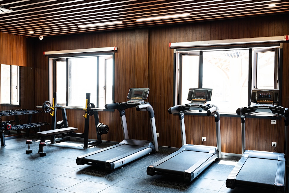 escale international hotel