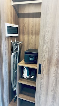 escale international hotel