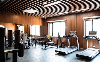 escale international hotel