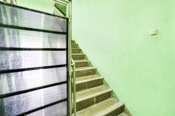 spot on 91747 gamping homestay syariah
