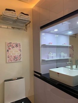 spot on 91747 gamping homestay syariah