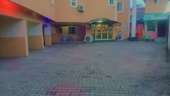 cameos suites