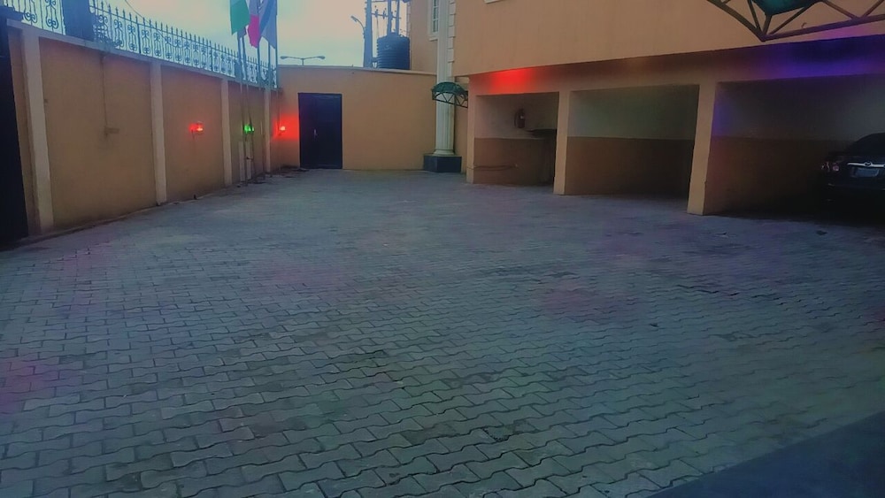 cameos suites