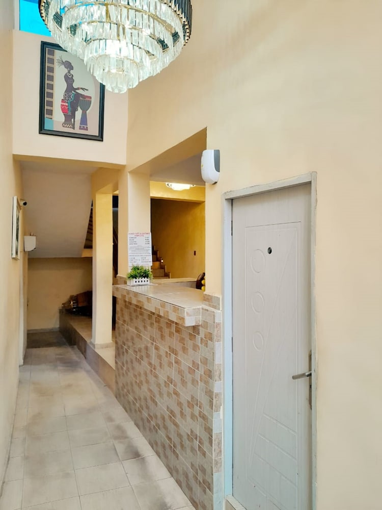 chukzie suites and apartments
