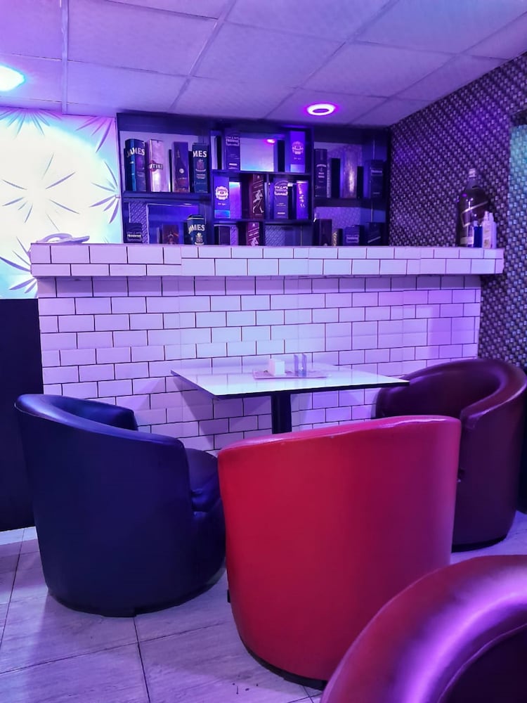 chukzie suites and apartments