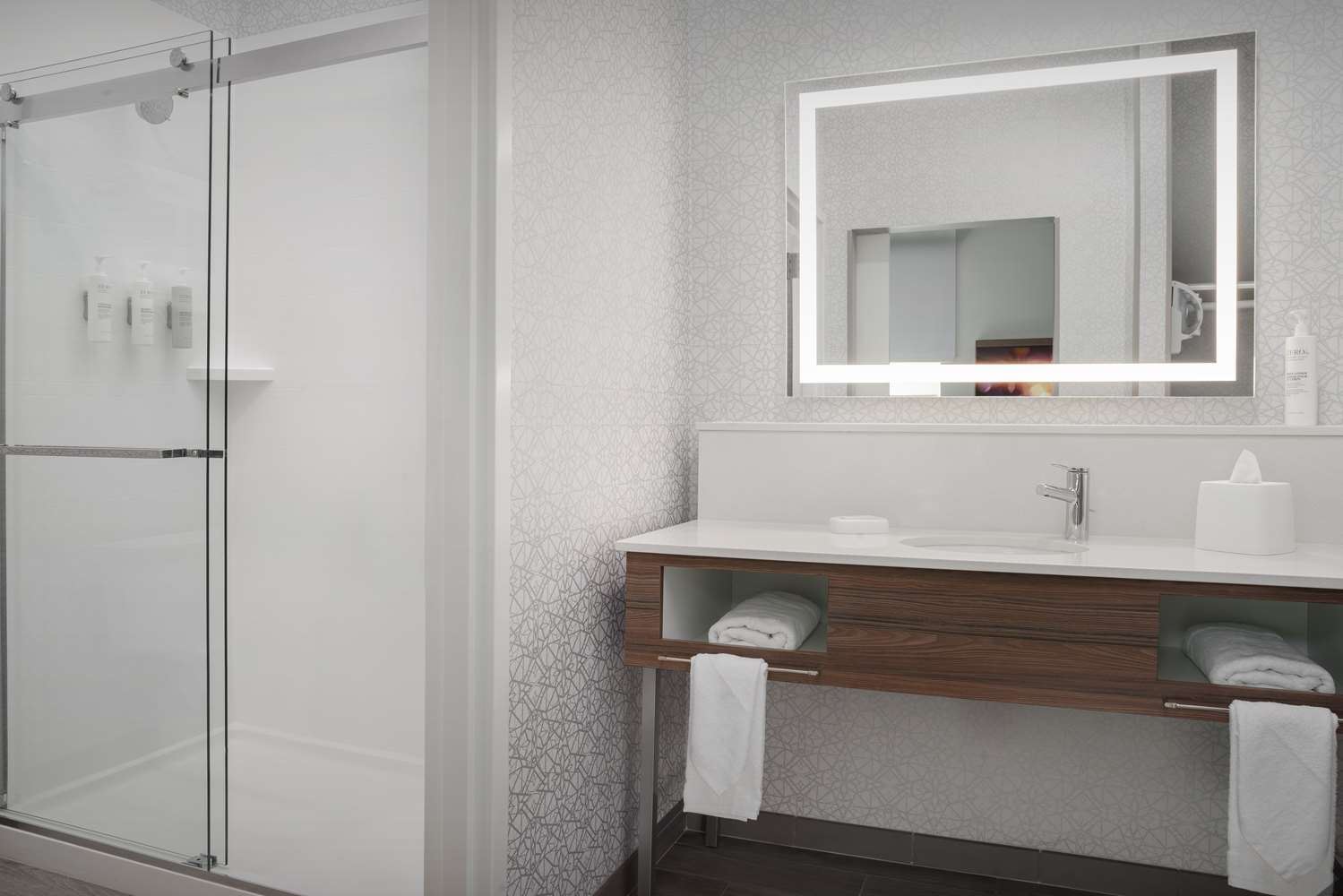 hampton inn and suites naples south