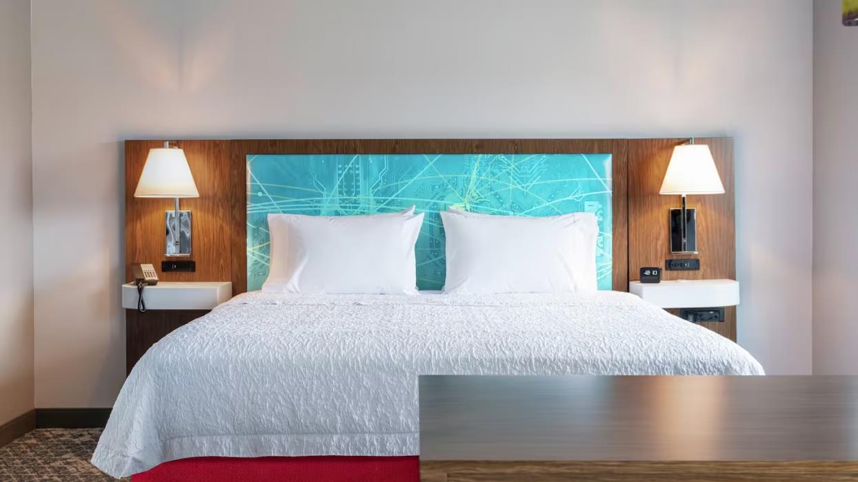 hampton inn and suites naples south