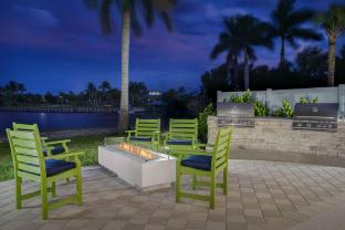 hampton inn and suites naples south