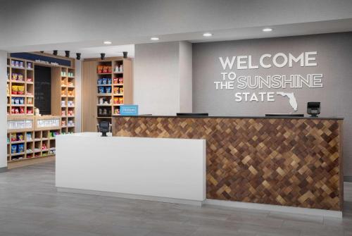 hampton inn and suites naples south
