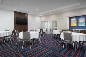 hampton inn and suites naples south