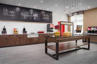 hampton inn and suites naples south