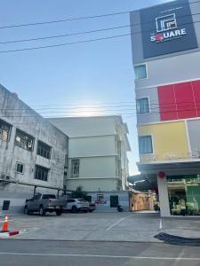the square hotel nakhon phanom