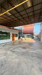 the square hotel nakhon phanom