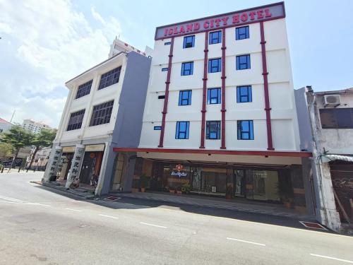 capital o 90897 island city hotel