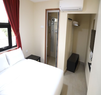 capital o 90897 island city hotel