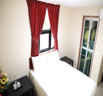 capital o 90897 island city hotel