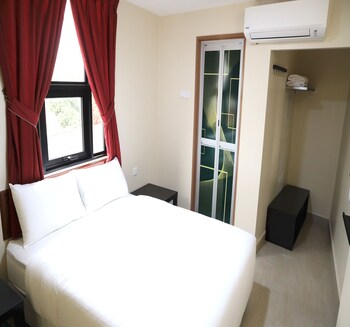 capital o 90897 island city hotel